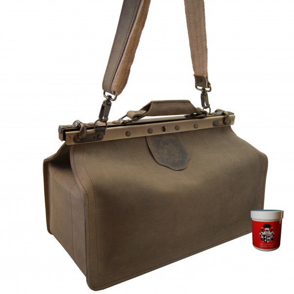 Doctors bag Shoulder bag brown leather Doctors bag Shoulder bag brown leather